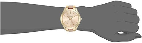 Reloj dorado para mujer