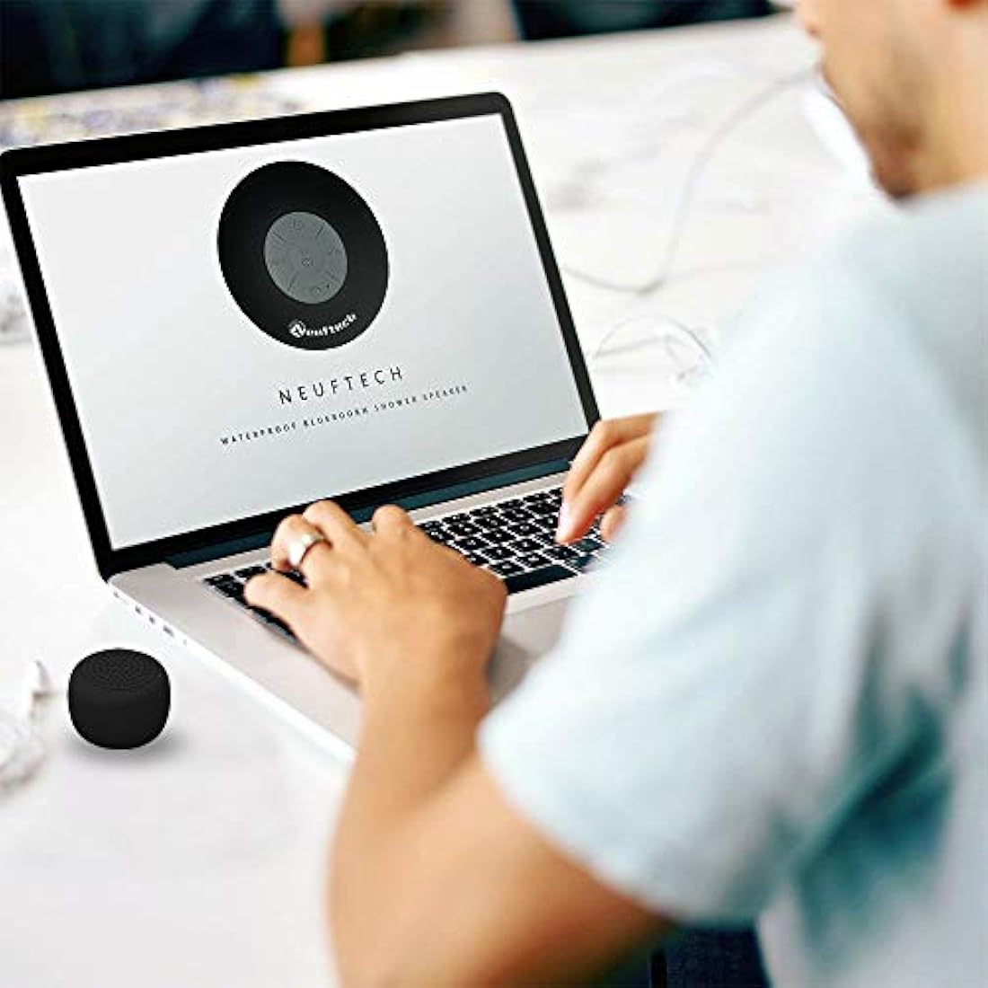 Altavoz inalámbrico pequeño con Bluetoot(negro)