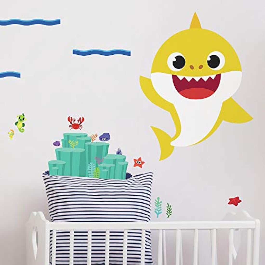 Adhesivos gigantes para pared diseño de tiburón amarillo