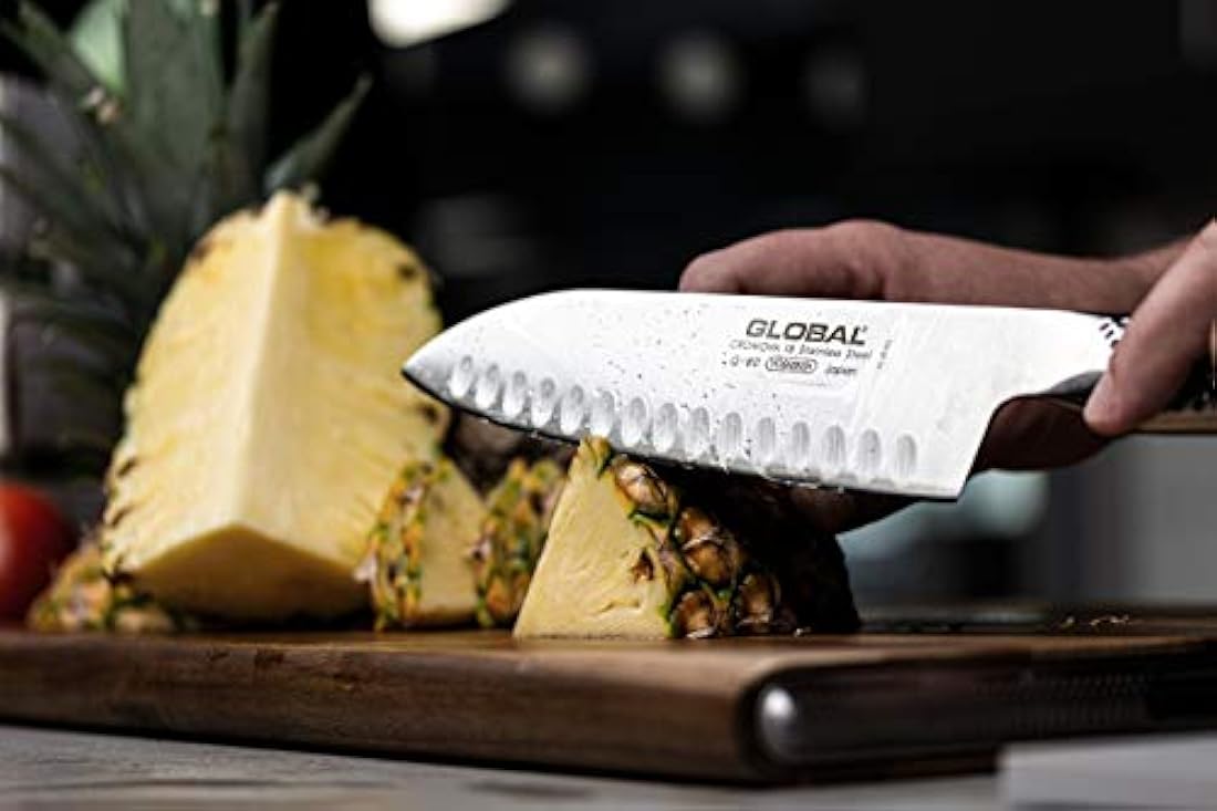 Global – Cuchillo Santoku Granton