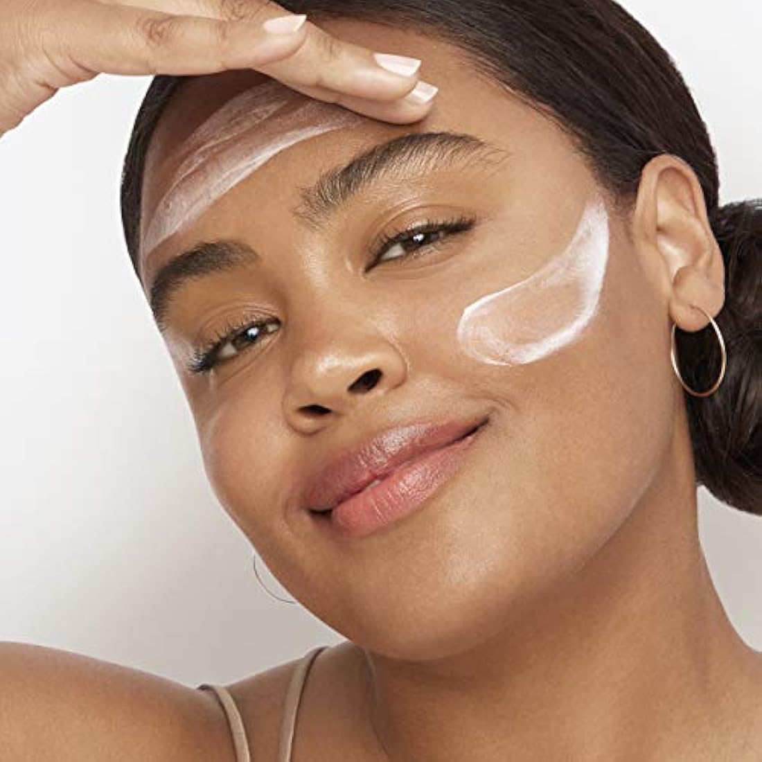 Crema hidratante facial reafirmante nocturna