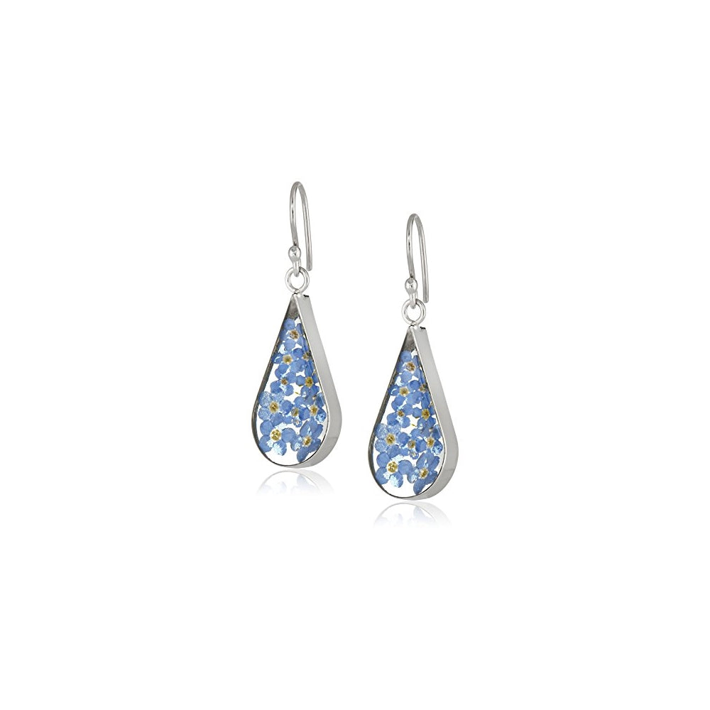 Arete en forma de lágrima con flores prensadas