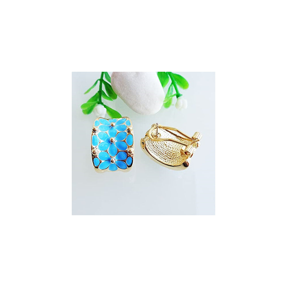 Aretes de estilo arco iris cuadrados chapados en oro
