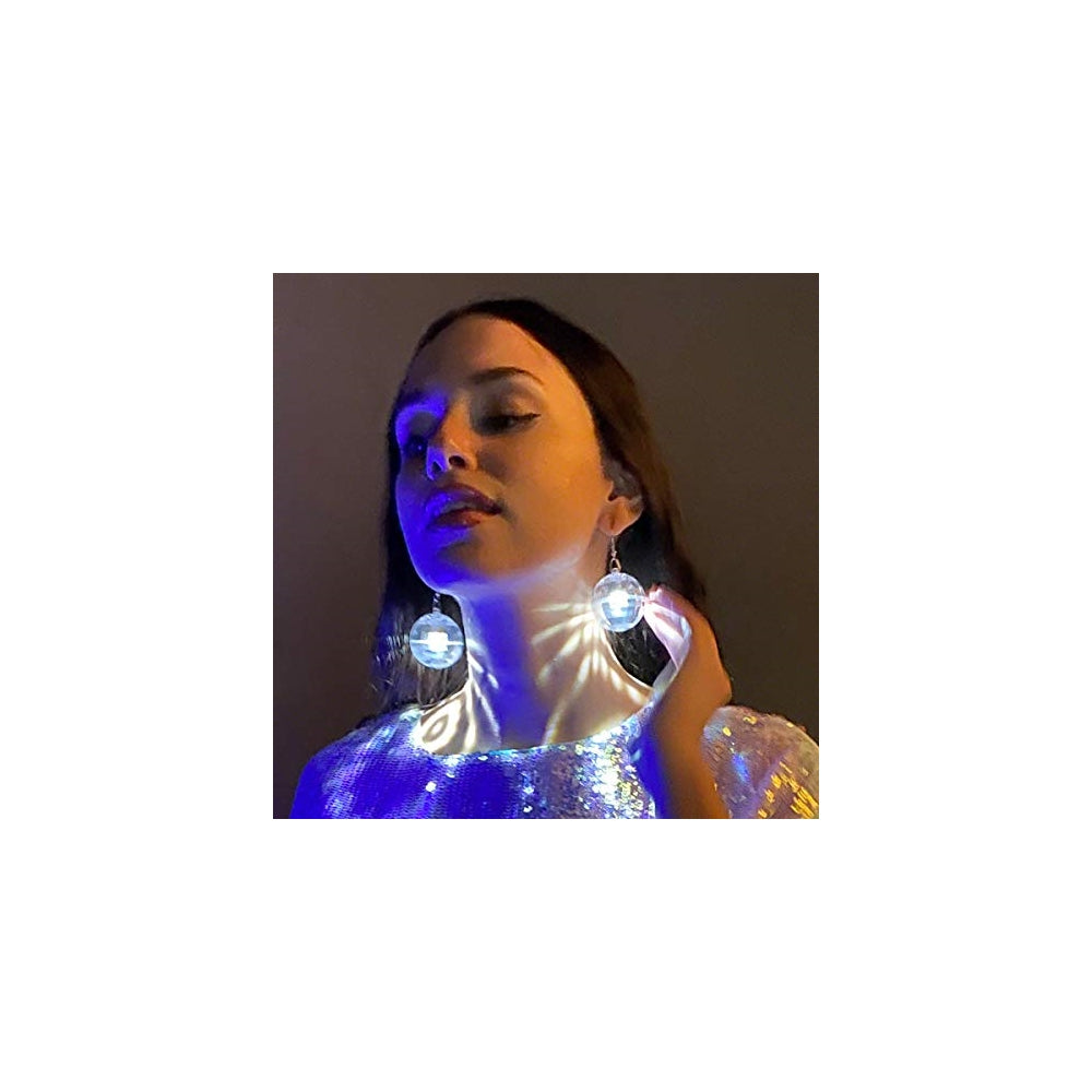 Aretes de bola de discoteca con proyección de luz para mujer
