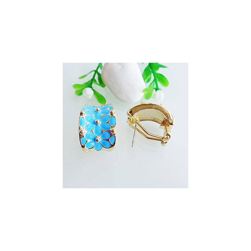 Aretes de estilo arco iris cuadrados chapados en oro
