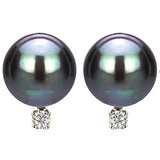 Conjunto de colgante y pendientes de perlas