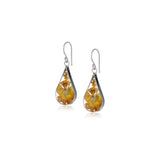 Aretes de plataen forma de lágrima con flores prensadas