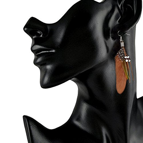 Pendientes de plumas lindos  hechos a mano