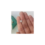 Aretes de tuerca redondos con halo de diamante blanco