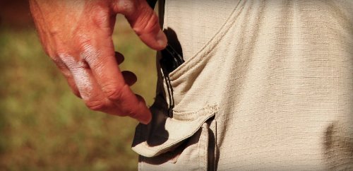 Cuchillo táctico filo dentado