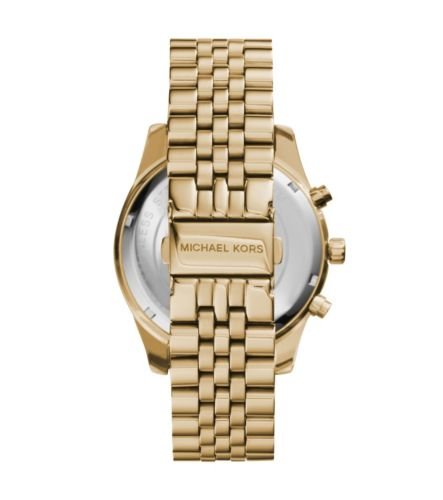 Reloj de acero inoxidable en tono dorado