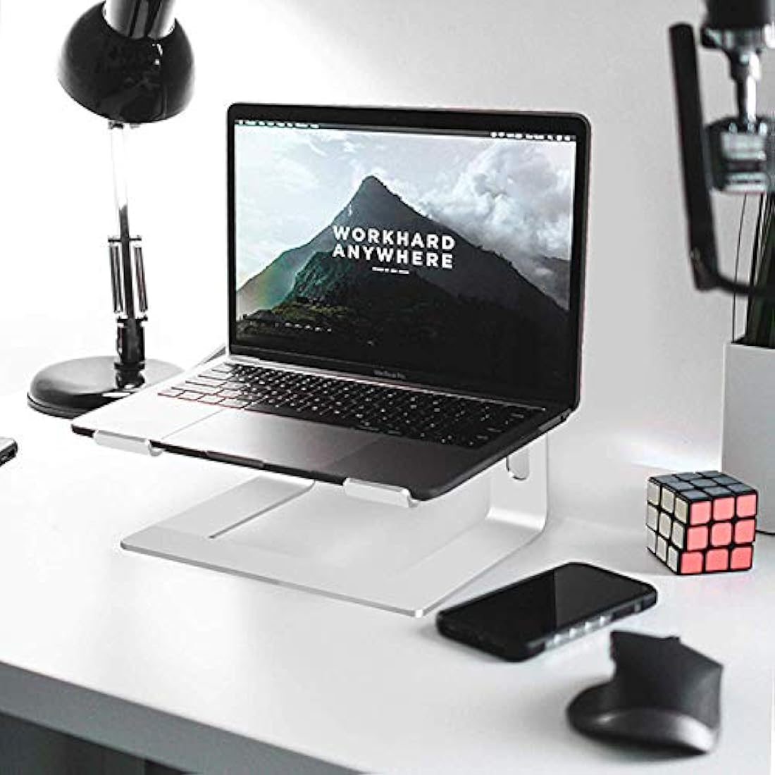 Soporte de aluminio para computadora portátil compatible