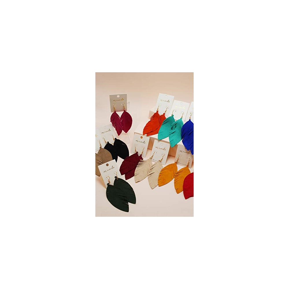 Aretes colgantes grandes de piel suave con flecos