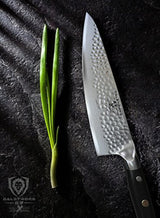 DALSTRONG  cuchillo chef con acabado martillado con funda