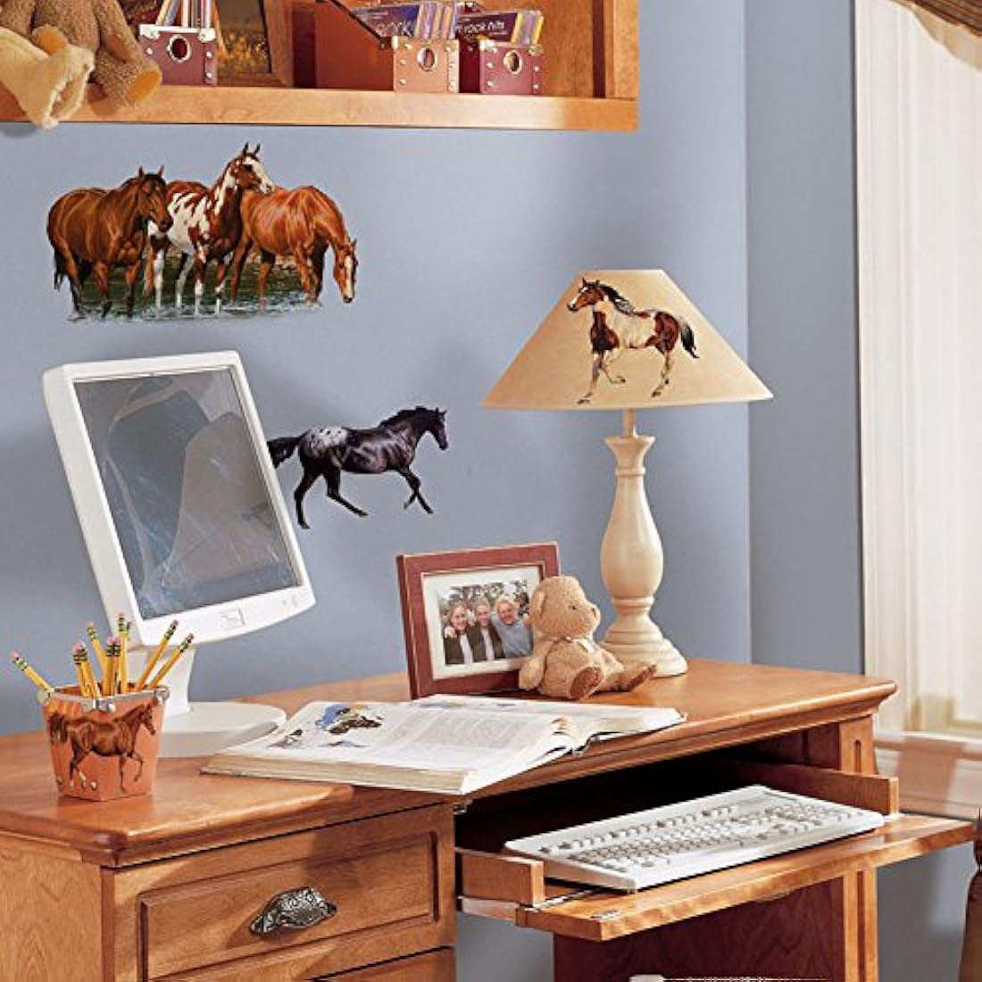 Adhesivo decorativo para pared diseño de caballos salvajes