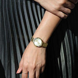 Reloj de pulsera para mujer con esfera de diamante