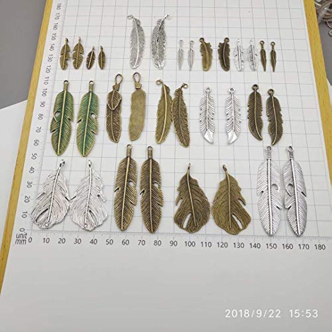 Abalorios de plumas colección de abalorios colgantes