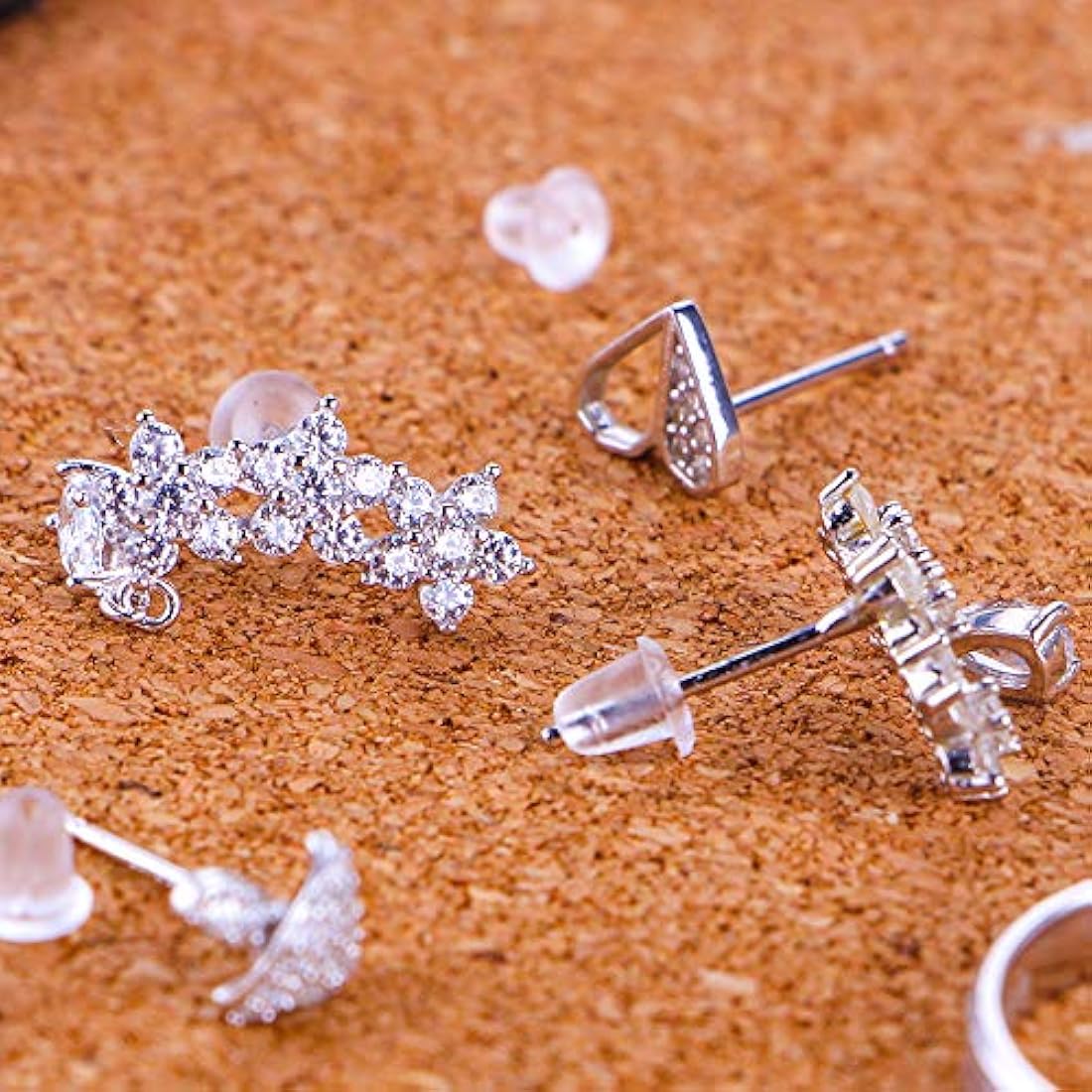 Juego de pendientes de silicona transparente