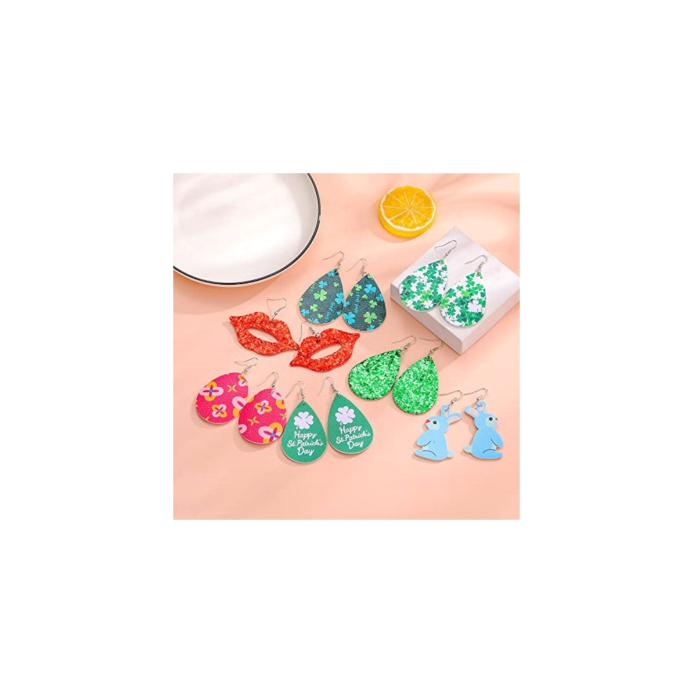 Aretes de piel sintética de trébol sombrero verde 25 pares