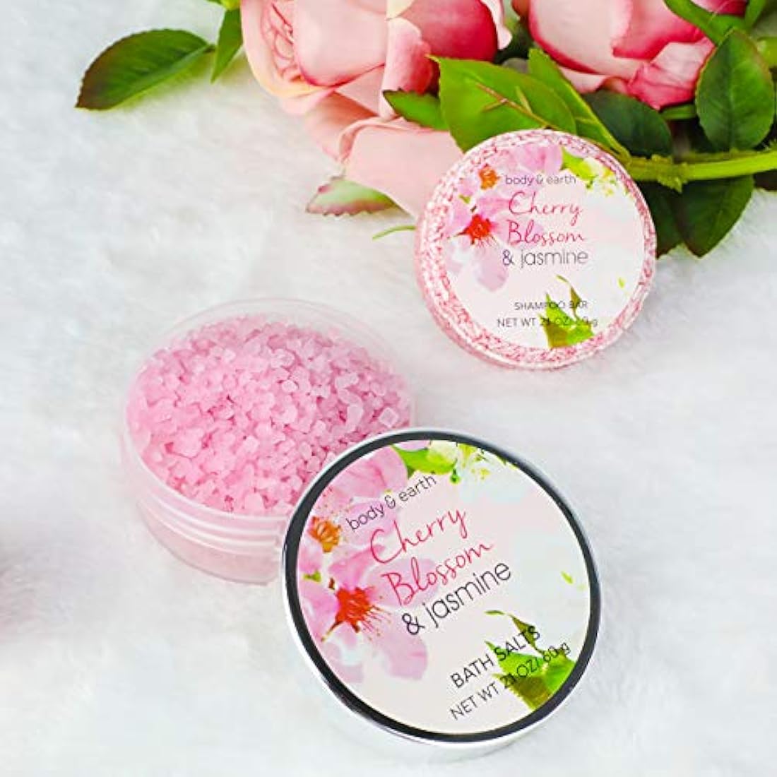 Cesta de regalo con aroma de cerezo y jazmín