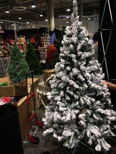Árbol de Navidad Perfect Holiday, 5 pies, Flocked Snow, Modelo 2023