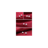 Aretes de perlas de agua dulce con botón blanco y plata