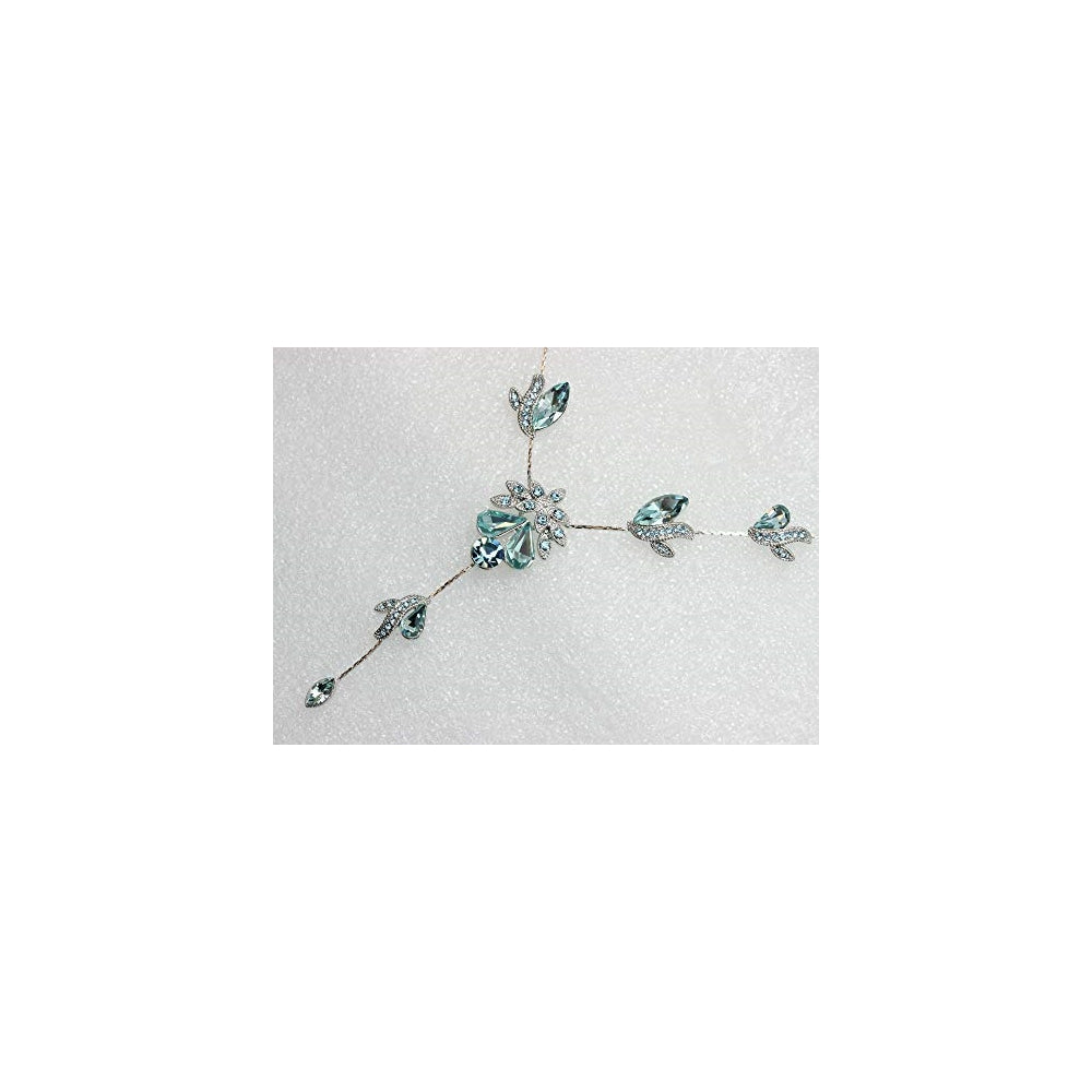Aretes y Juego de collar y pendientes con diseño de flores