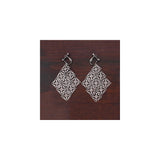 Aretes colgantes hechos a mano para mujeres