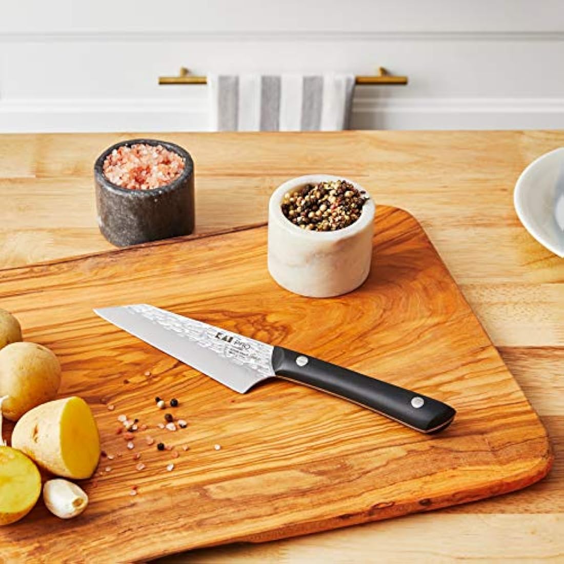 Kai HT7069 - Cuchillos de cocina profesional, cubiertos