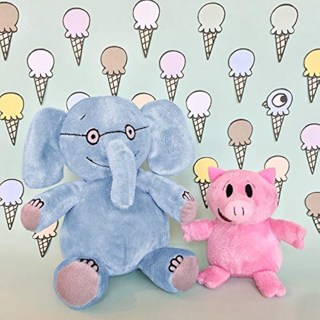 Juguetes blandos Elefante 7 pulgadas y cerdito 5 pulgadas.
