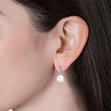 Pendientes de perlas de oro blanco de 18 quilates