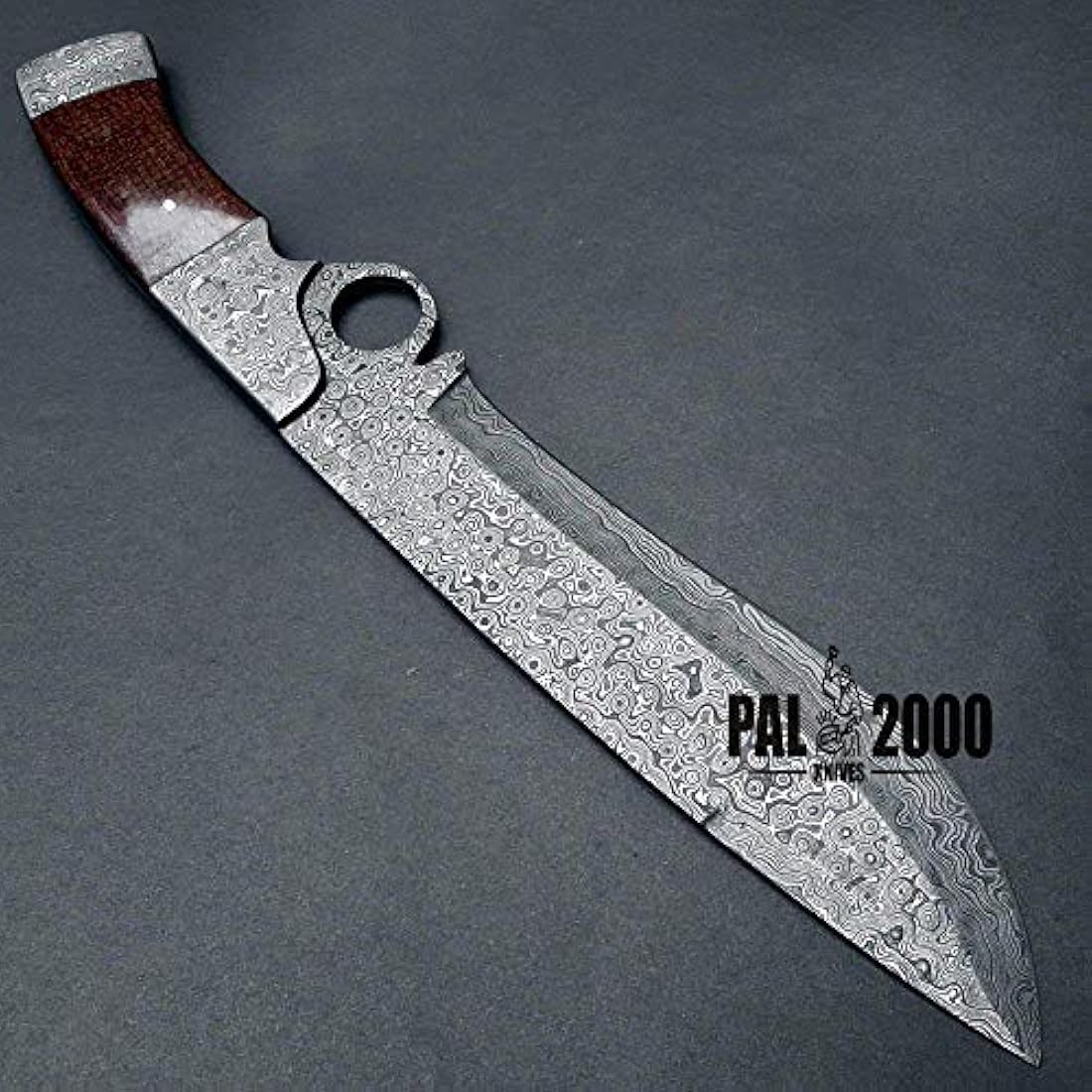 cuchillo de Damasco con vaina de piel  PAL 2000 KNIVES