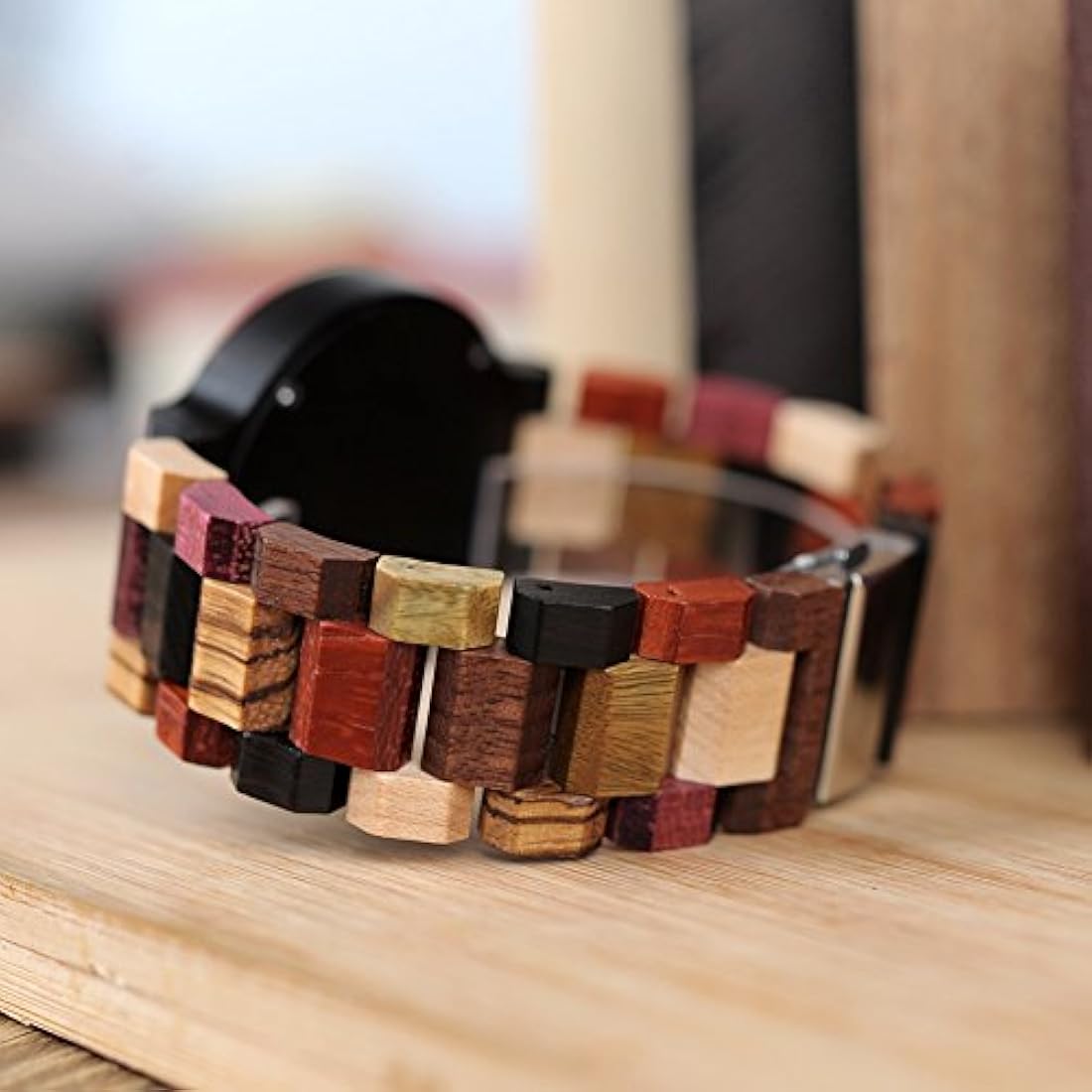 Reloj de madera natural Colorido