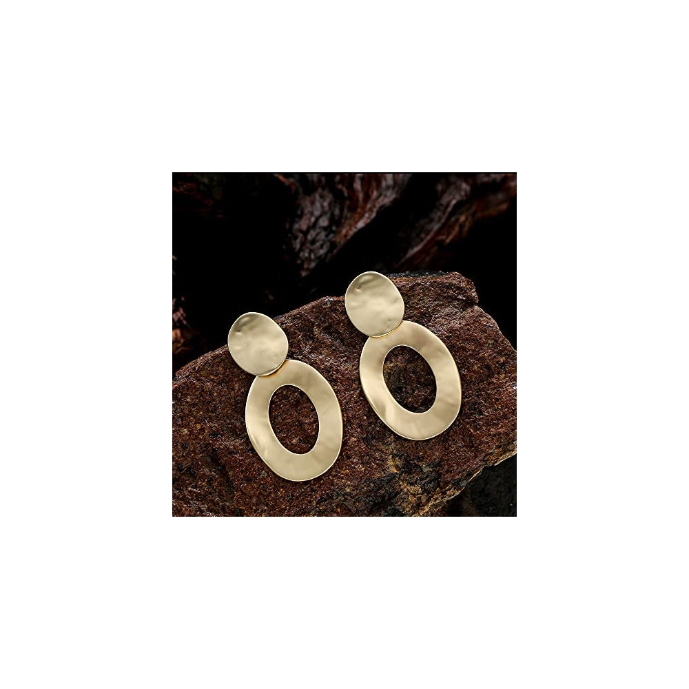 Aretes de clip geométricos de plata de oro mate