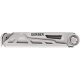 Herramienta multiherramienta con destornillador y cuchillo