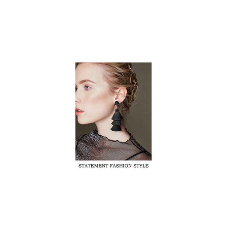 Aretes para mujer con borla diseño bohemio