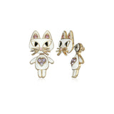 Aretes de gato en la parte delantera trasera