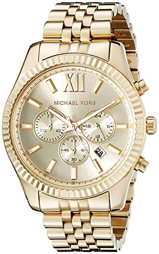 Reloj de acero inoxidable en tono dorado