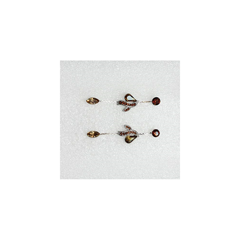 Aretes y de collar con diseño de flores y cristales