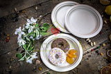 Platos redondo con papel ecologico