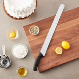 Cortador de tartas con borde ondulado Mercer Culinary