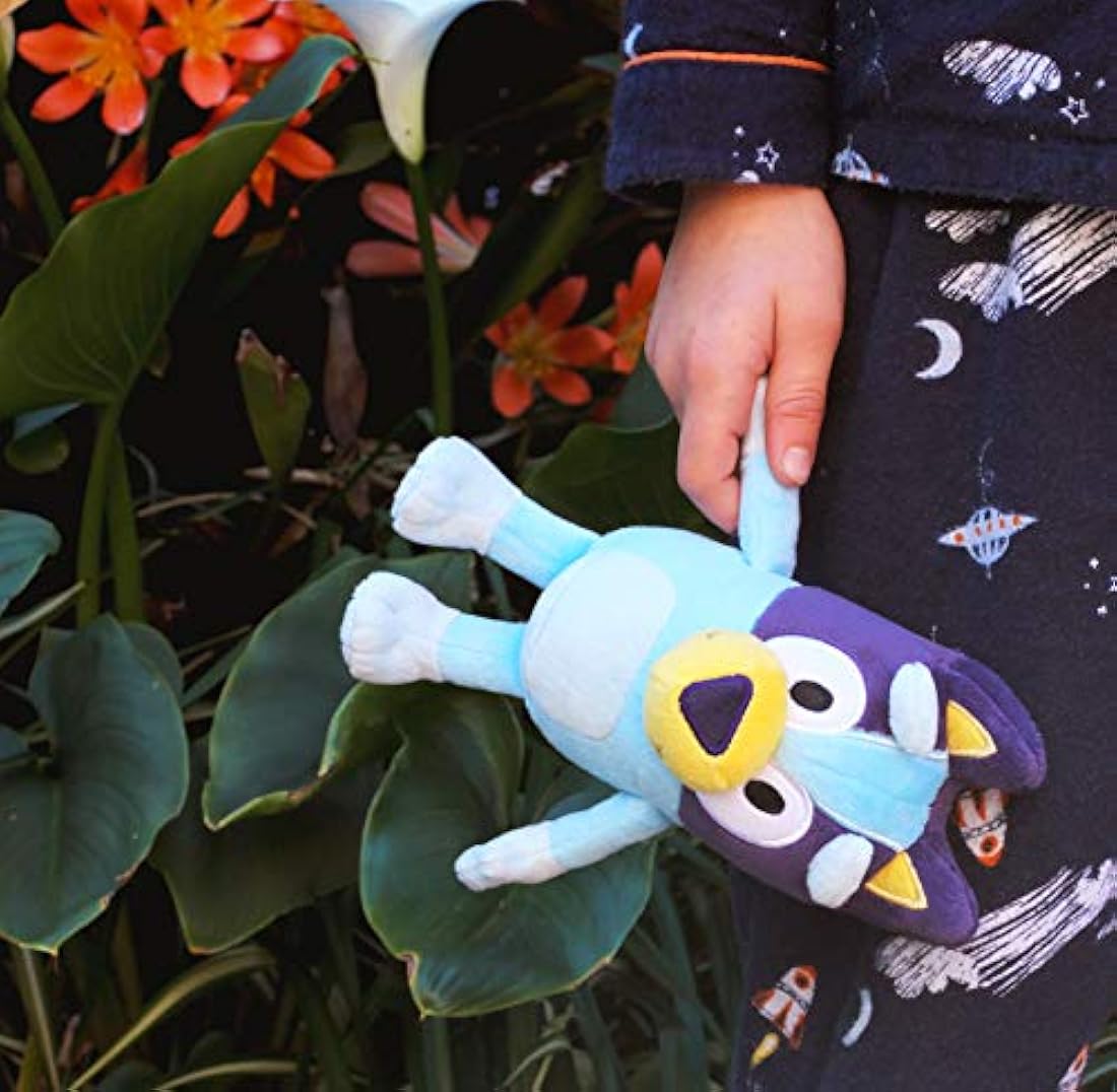 Peluche con diseño animado