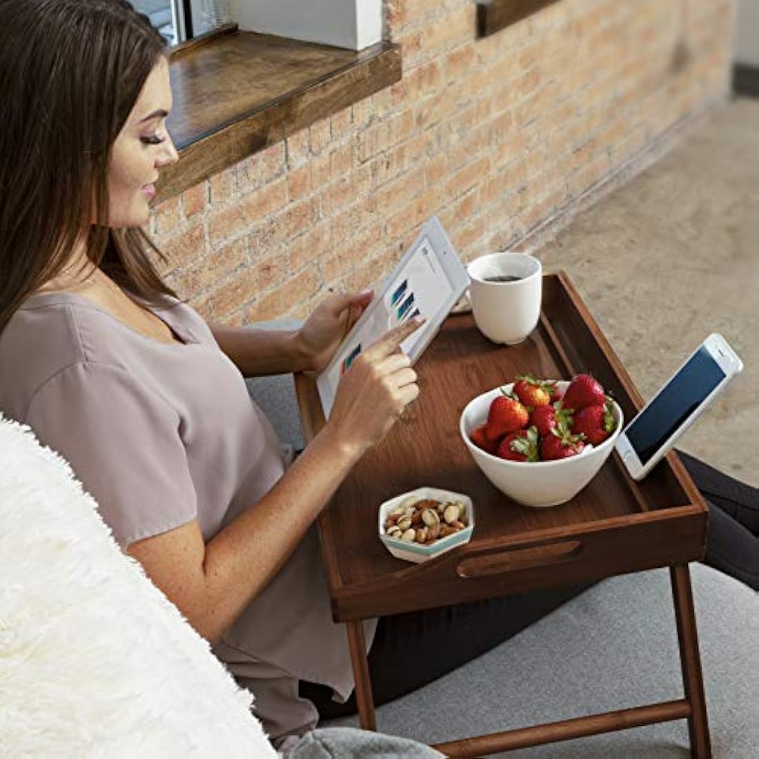 Bandeja para cama con soporte para teléfono
