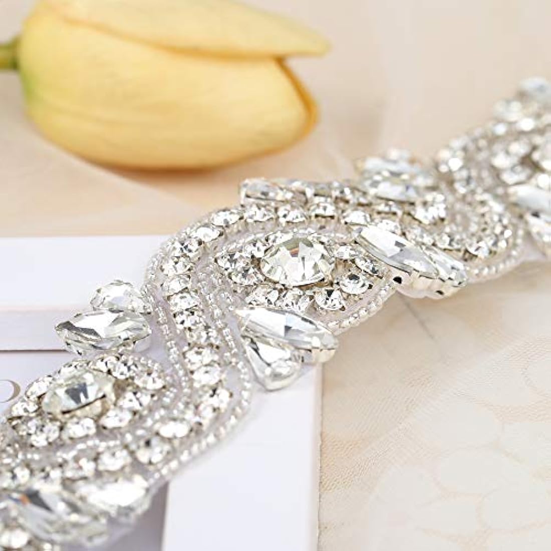 Abalorio de diamantes de imitación con cuentas doradas