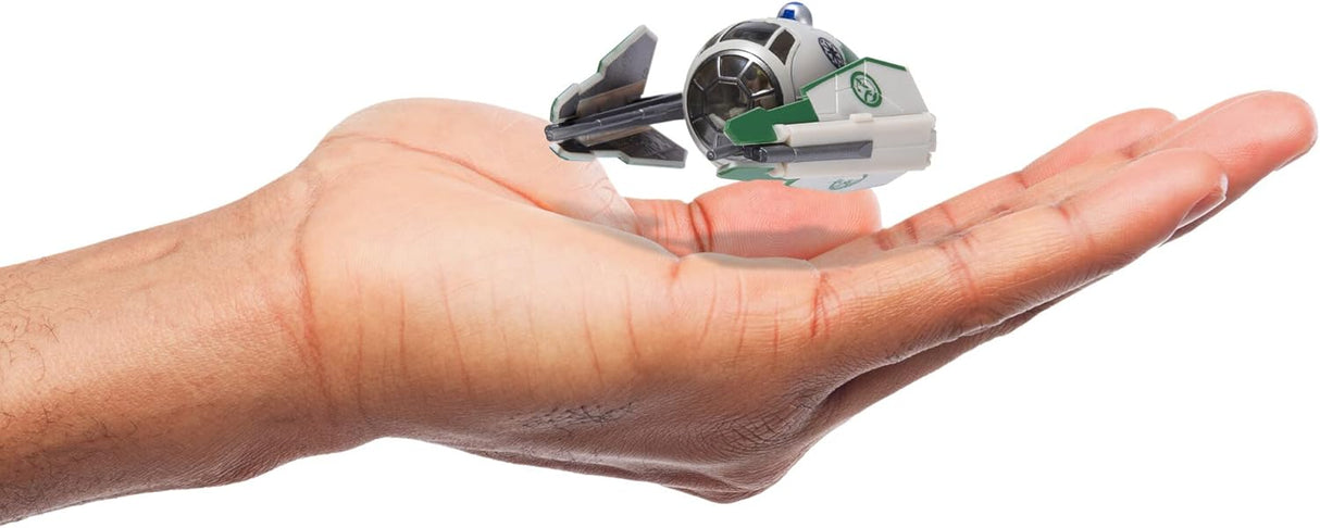 STAR WARS Micro Galaxy: Caza Jedi Yoda con Accesorios