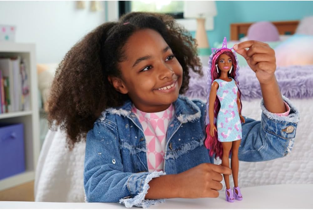 Barbie Fun & Fancy Muñeca y Accesorios, Pelo Largo y Estilismo