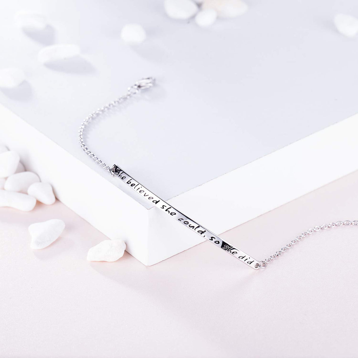 Pulsera ajustable