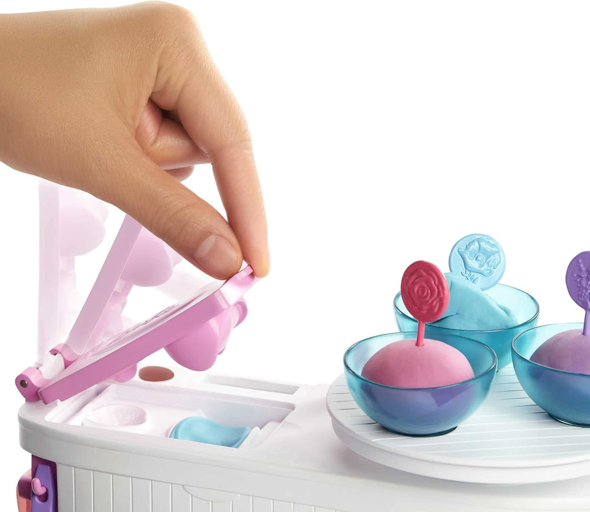 Set de Spa Barbie con Muñeca, 10+ accesorios y perrito