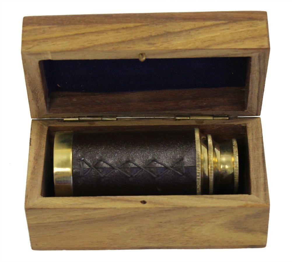 Telescopio de metal de latón con caja de madera