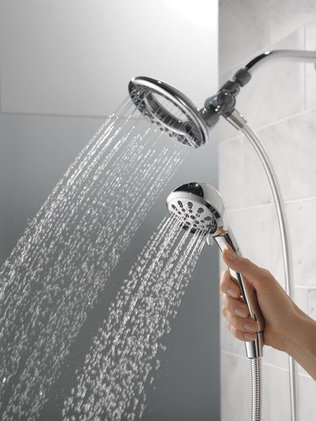 Regadera plateada con 4 pulverizadores 75486C DELTA FAUCET